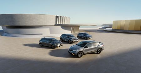 Renault podsumowuje miniony rok i ujawnia plany. Wrócą kultowe modele