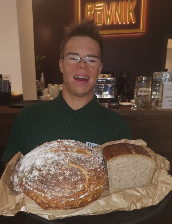 Kelnerzy podchodzą do swojej pracy z dużym zaangażowaniem