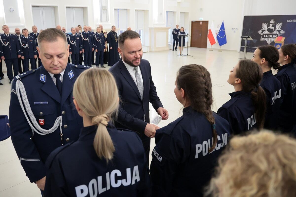 odbiór książeczek służbowych