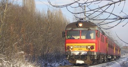 Prezesi trzech spółek PKP ukarani za bałagan z rozkładem jazdy