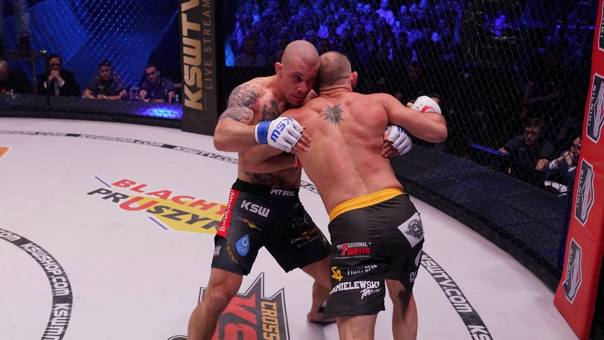 Zdjęcie okładkowe artykułu: Materiały prasowe / kswmma.com / Na zdjęciu: Damian Janikowski