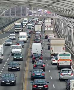 Warszawa. Karambol na S8. Są osoby ranne, w tym dzieci