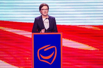 Jednolity podatek nie pomógł Platformie. Polacy są sceptyczni