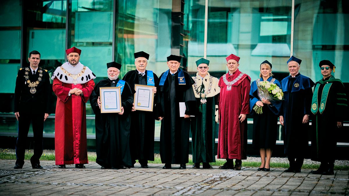 Zdjęcie okładkowe artykułu: Materiały prasowe / Rektorzy ukraińskich uniwersytetów wyróżnieni