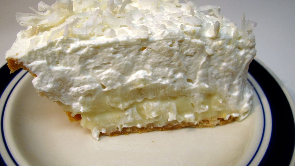 Białe ciasto z polewą kokosową