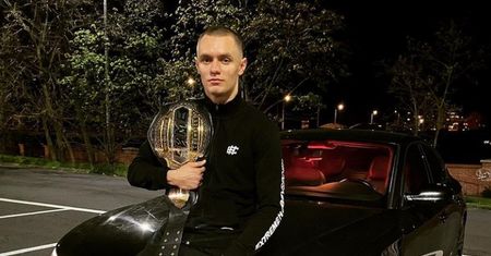 Fame MMA 10. YouTube to jego królestwo. Kim jest Dawid Malczyński?