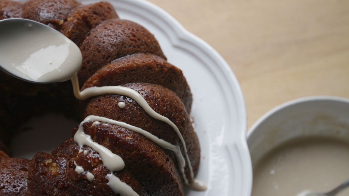 Ciasto kawowo-cynamonowe z polewą