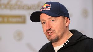 Małysz grzmi po zawodach. "FIS powinien się zastanowić"