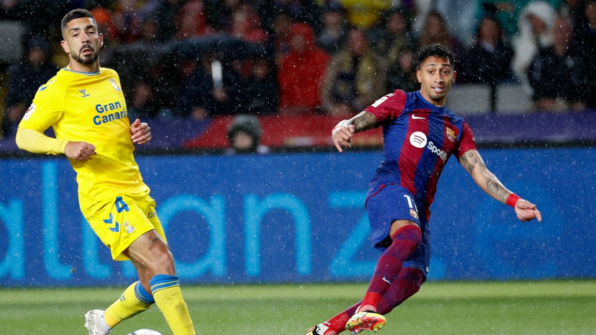 PAP/EPA / Toni Albir / Na zdjęciu: Raphinha