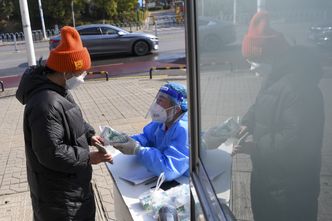 W Chinach rośnie liczba zakażeń koronawirusem. Pekin nie panuje nad sytuacją