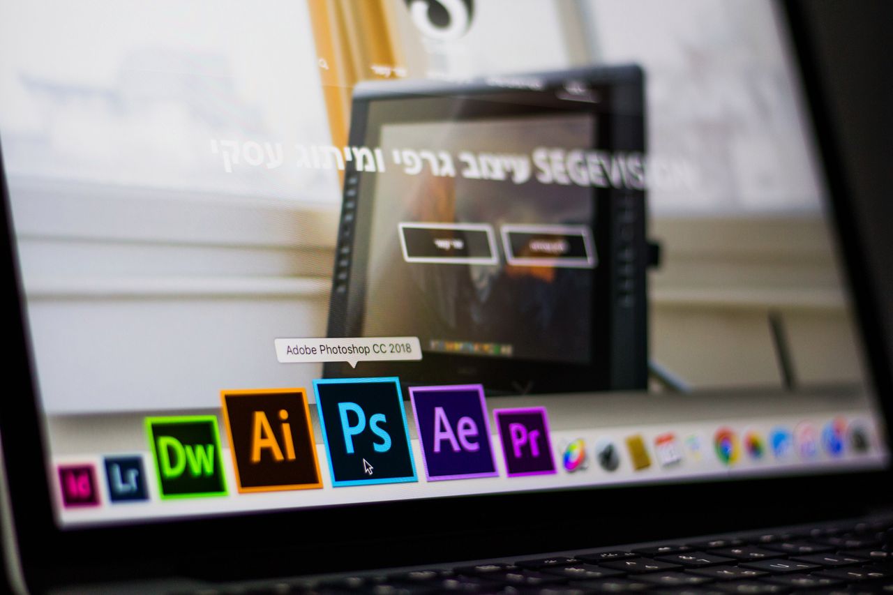 Adobe CC jest dostępny za darmo na 2 miesiące, fot. Pixabay