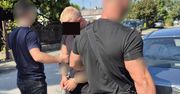 Warszawa: Po zatrzymaniu dilera dotarli do magazynu i jego kolegi. Jeden dostał dozór, drugiego aresztowali