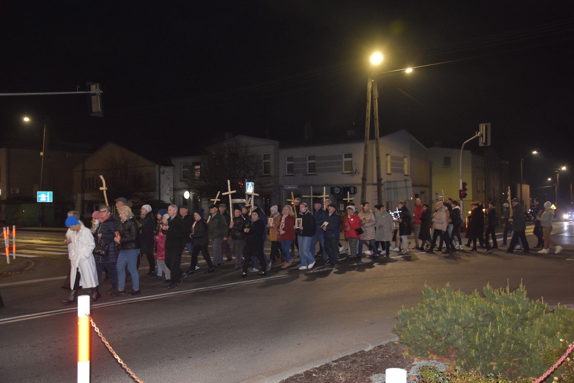 Wieczorna procesja w Damasławku