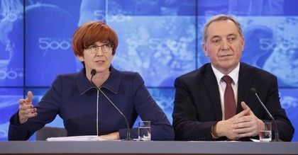 Program Rodzina 500+. Kowalczyk: przez 1,5 roku nie będzie zmian