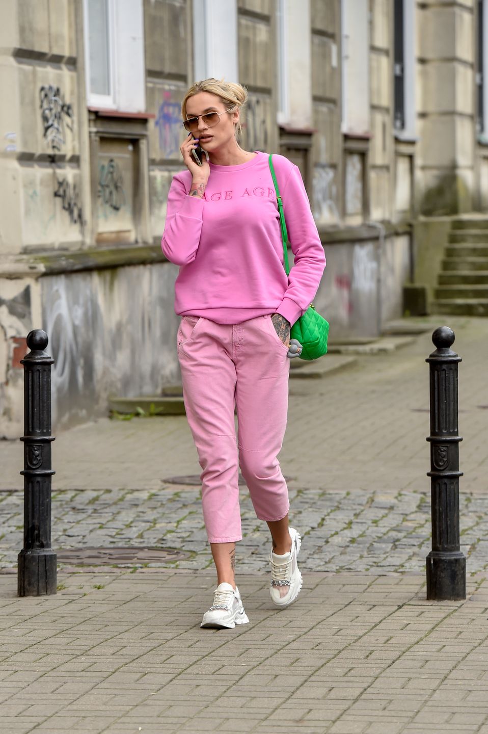 Karolina Gilon w ubraniach marki Rage Age