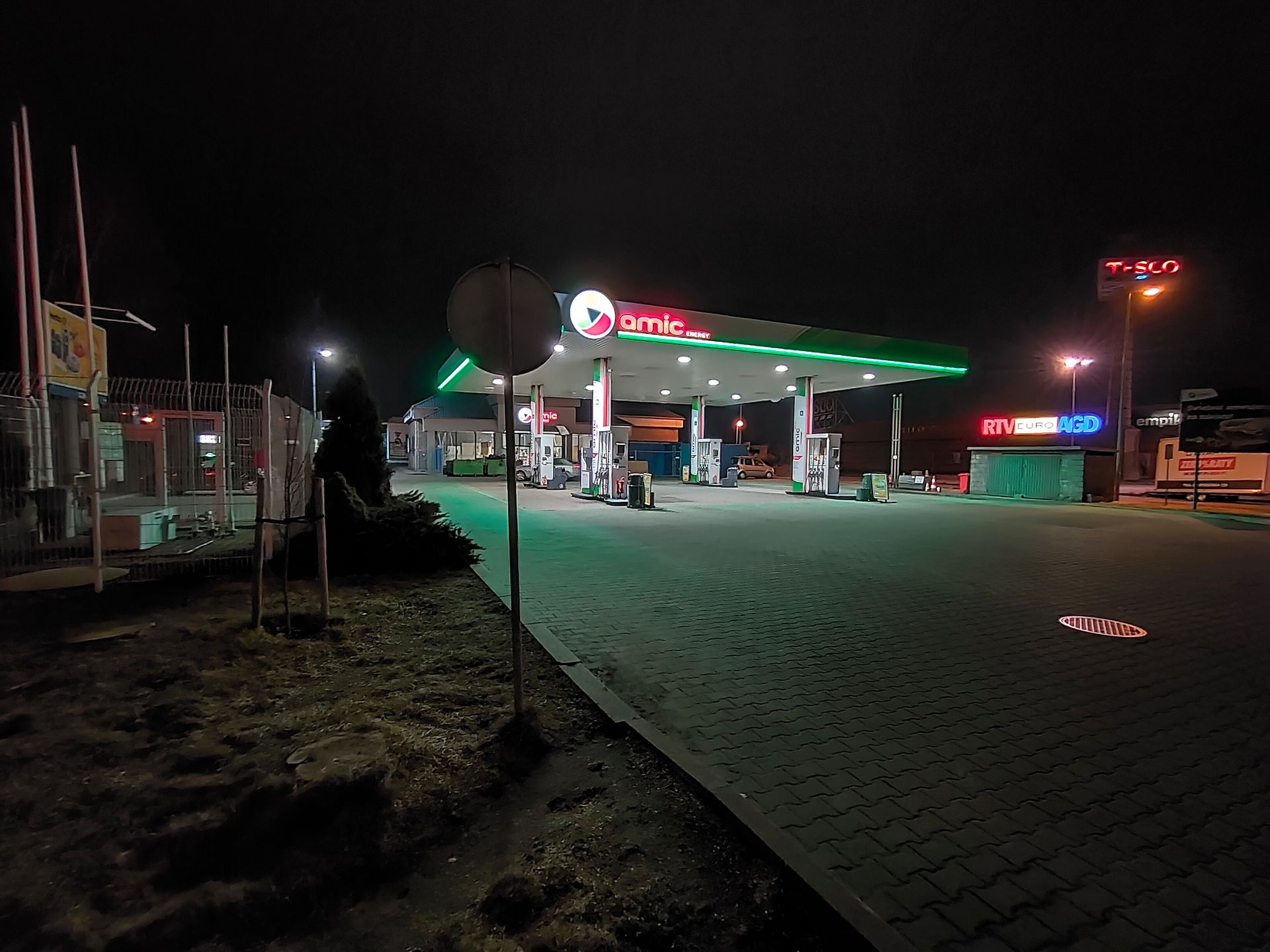 OPPO Reno 5 to ucieleśnienie tego, co mi w tej marce nie pasuje 25