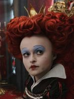 Helena Bonham Carter znów na czerwono