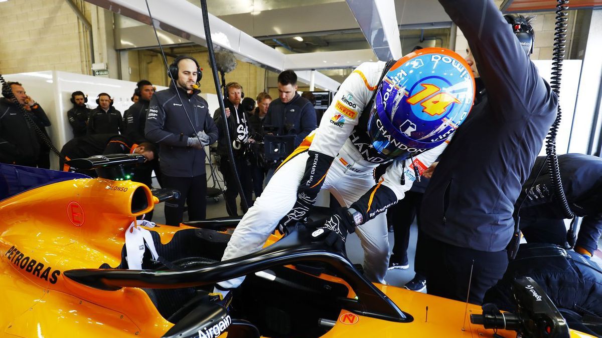 Fernando Alonso zadebiutował w bolidzie na sezon 2018