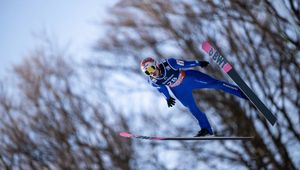 Wąsek solidnie zapunktował, dwóch liderów. Sprawdź klasyfikację PŚ w lotach