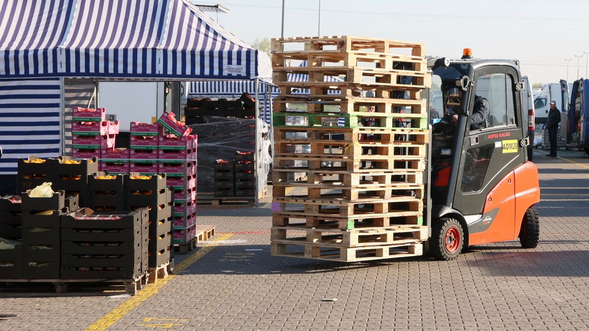 Podaż jest mała, a sprzedaż symboliczna