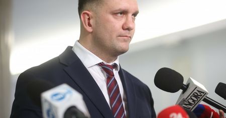 Od afery z Łukaszem Mejzą mija rok. Dziesiątki przesłuchań wciąż w planach