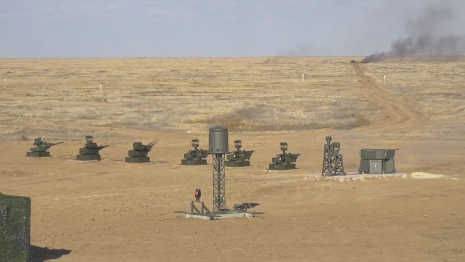 Rosyjska zautomatyzowana bateria oparta o armaty ZU-23-2.