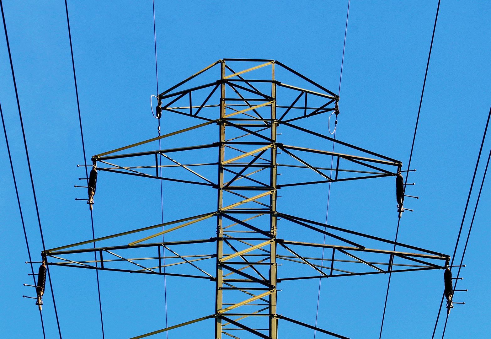Do tej pory w ramach Funduszu Wsparcia Energetyki podpisano pięć umów na łączną kwotę prawie 40 mld zł.