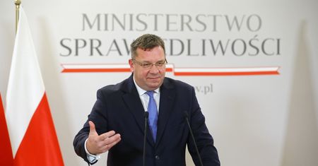 Kolejny kontrowersyjny projekt. Minister odpiera zarzuty