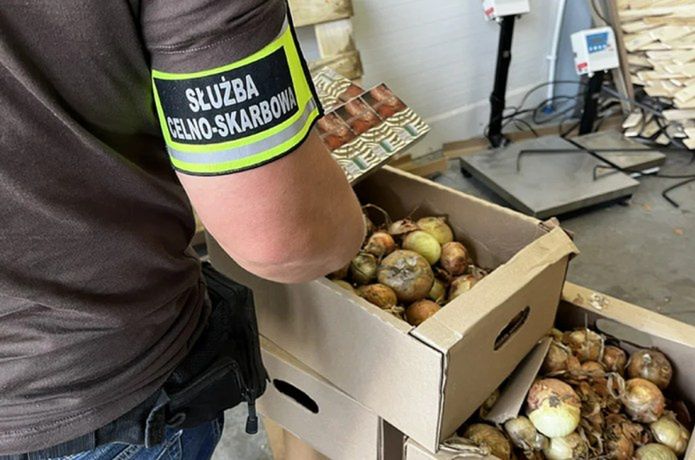 Grójec: Miliony papierosów. Gigantyczny przemyt udaremniony