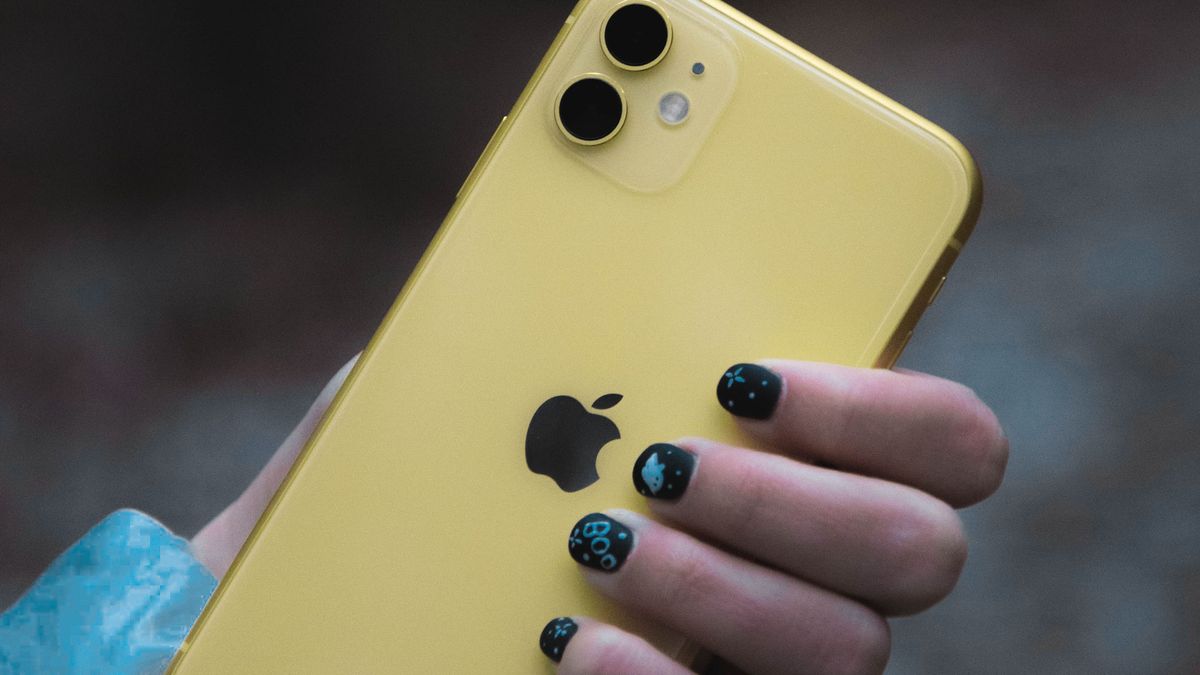 Ależ oferta dla Ukraińców. Plus sprzedaje smartfony za 1 zł 1