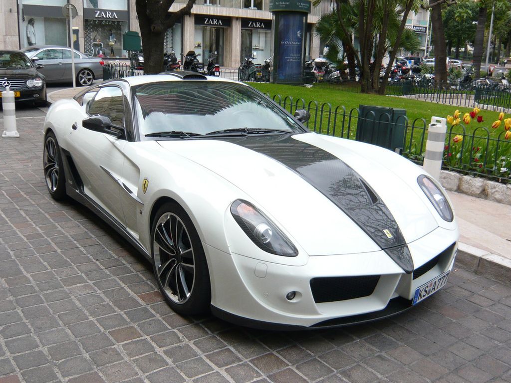 Ferrari 599 (fot. carstalker.com)