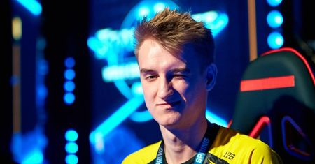 Polak awansuje do WCS Global Final