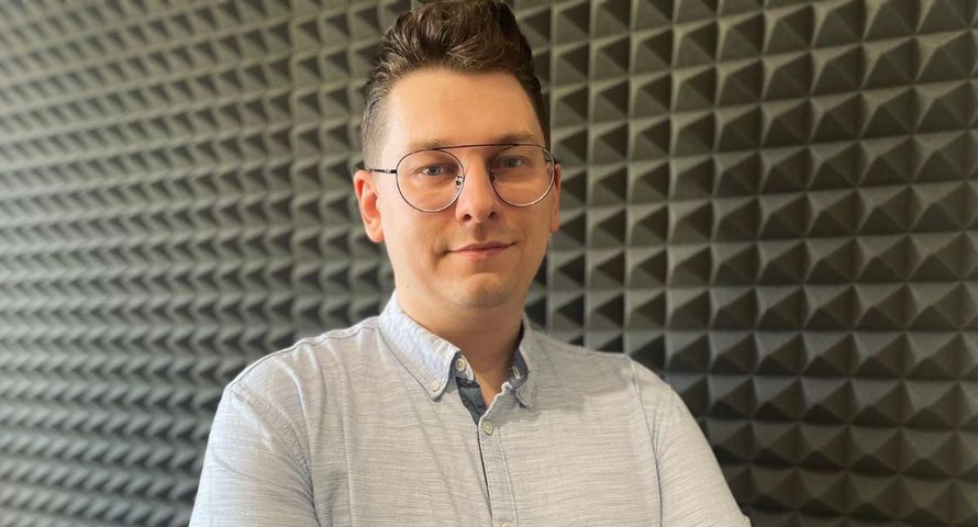 Radio VOX FM wzmacnia zespół. Dawid Furch koordynatorem anteny