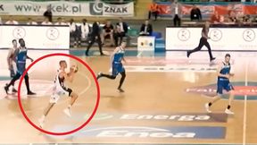 EBL. Astoria - Anwil. Nieprawdopodobny rzut Mateusza Zębskiego. Trafił do kosza z własnej połowy! (wideo)