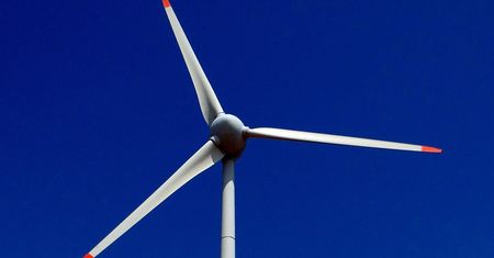 Budowa farm wiatrowych. NIK przedstawił listę zarzutów