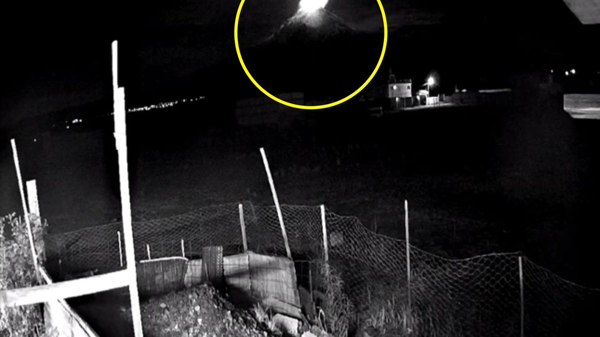 Erupcja wulkanu Popocatepetl.