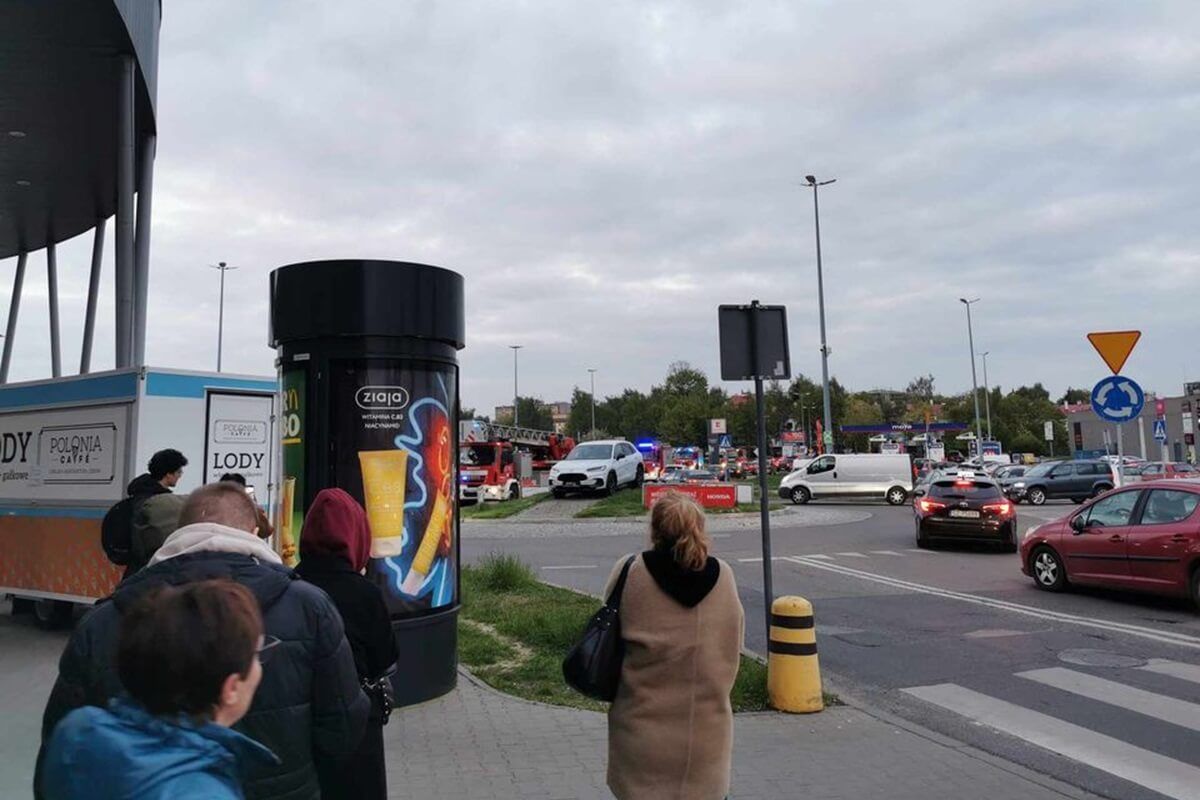 Interwencja straży pożarnej w Galerii Mozaika przy ul. Orkana