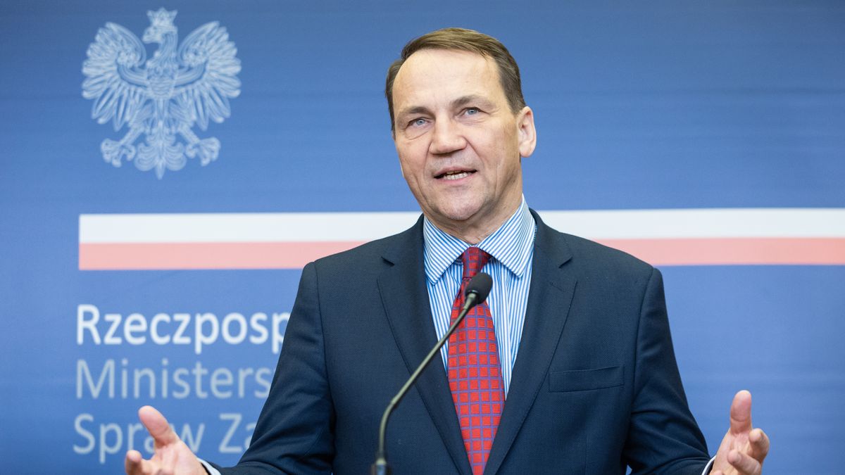Radoslaw Sikorski, the Polish Minister of Foreign Affairs, is speaking during a press conference in Warsaw, Poland, on January 31, 2024. (Photo by Foto Olimpik/NurPhoto via Getty Images)