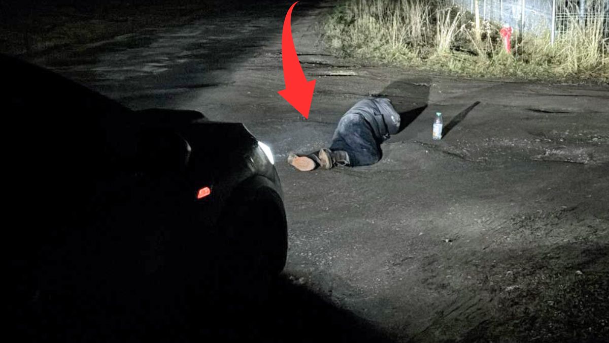 Policjant zobaczył leżącego na drodze człowieka 