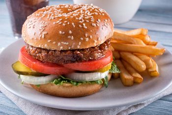 Pierwsza taka sieć burgerów tonie w długach. Zamyka lokale w Niemczech