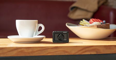 Sony RX0 II – mały kompakt premium z zaawansowanymi funkcjami