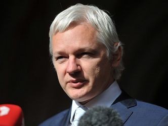 Edward Snowden chwalony przez Juliana Assange'a, założyciela WikiLeaks
