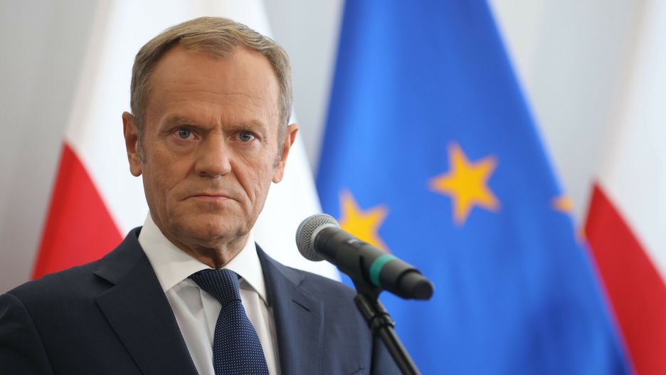Tusk znów wyjedzie? PiS reaguje: "Dostał z Niemiec zadanie"