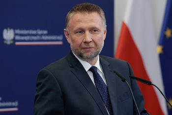 "To był mój pomysł". Poranny SMS zaskoczył Polaków. Minister wyjaśnia