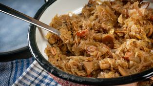 Pilny komunikat od GIS. Wycofują popularne danie, ryzyko dla klientów