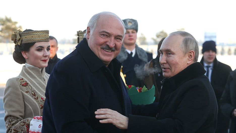 Władimir Putin i Aleksandr Łukaszenka w Mińsku.