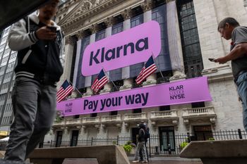 Klarna z udanym debiutem na giełdzie. Twórca aplikacji ma polskie korzenie