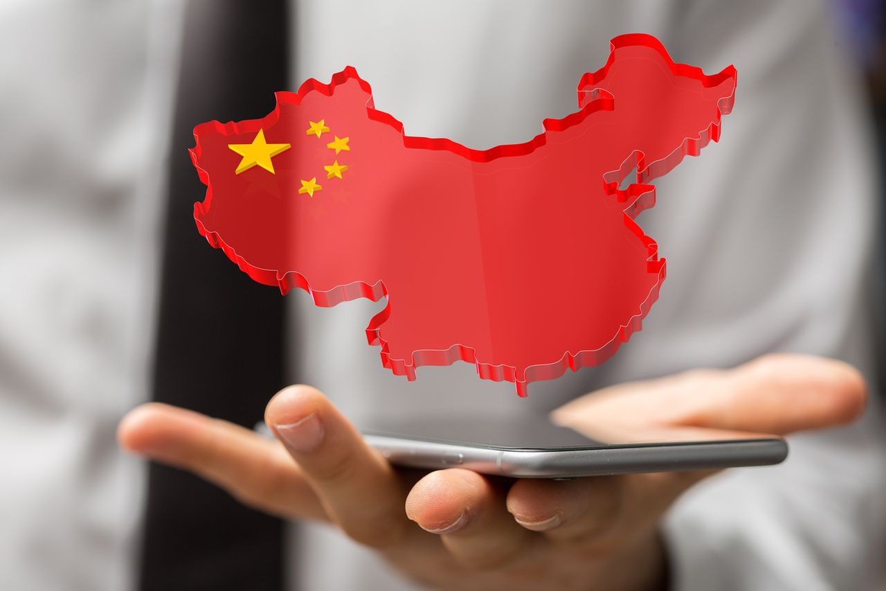 Chiny i USA chwilowo zawieszają broń. Cła na produkty, w tym technologię, spadają o ponad 100%