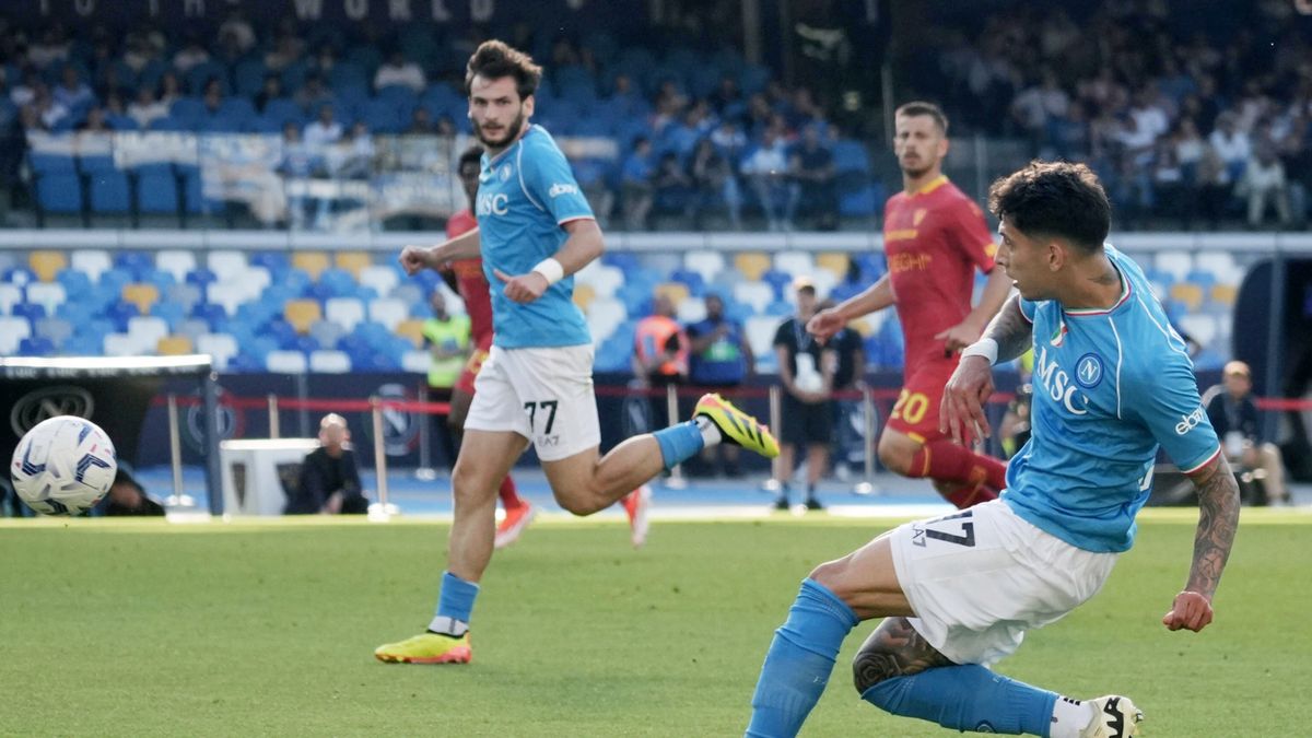 PAP/EPA / Cesare Abbate / Mecz Serie A: SSC Napoli - US Lecce