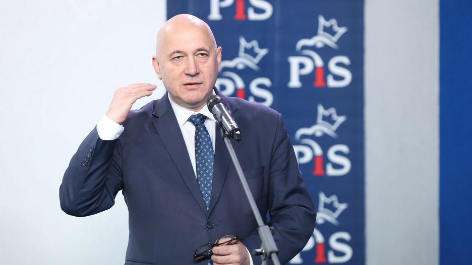 Wyciek z partyjnego czatu. Brudziński zabiera głos